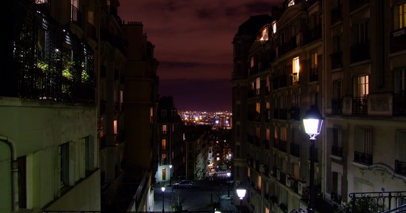 Prix d'un monte escalier droit Stannah : le guide pour bien acheter