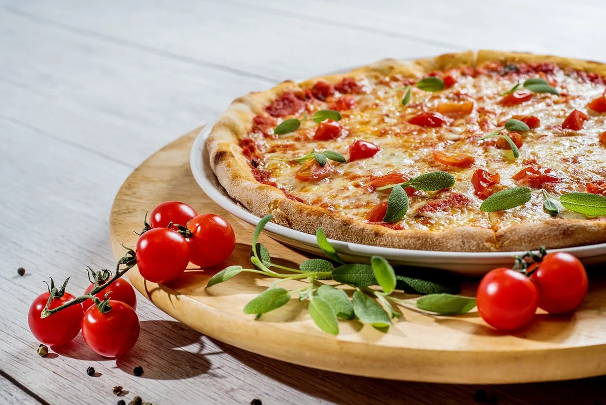 Pizza surgelée au micro-onde : le guide ultime pour un résultat parfait en 2026